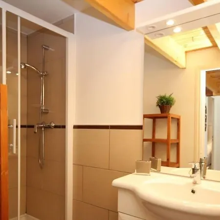 La Caleche Classe 3 Etoiles *